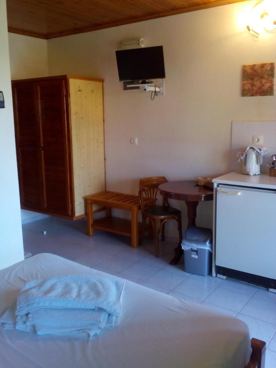 Appartamento Pansion Matoula Città di Skiathos Esterno foto