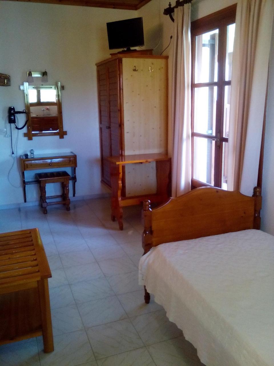 Appartamento Pansion Matoula Città di Skiathos Esterno foto