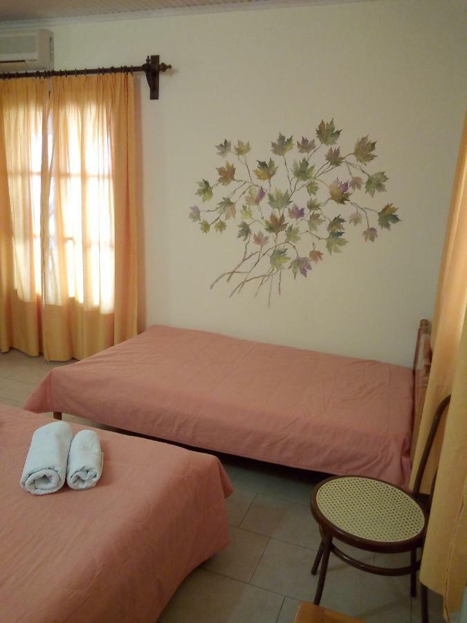Appartamento Pansion Matoula Città di Skiathos Esterno foto